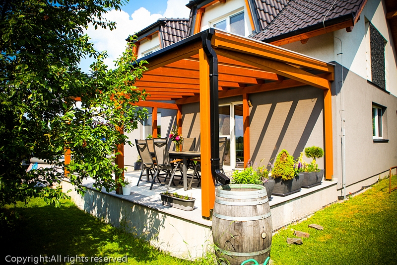 Dřevěná pergola 4,5x6m